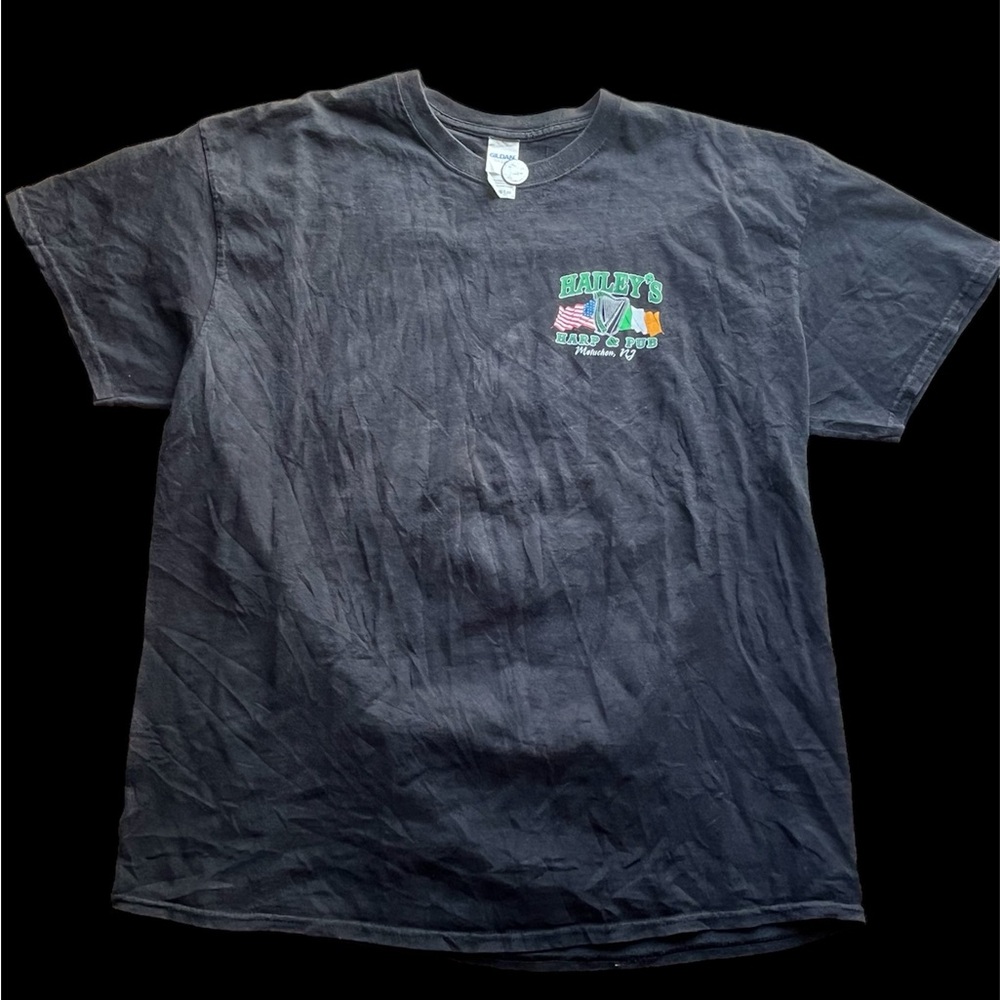 Haileys Harp & Pub Tee Shirt Irish Celtic cross